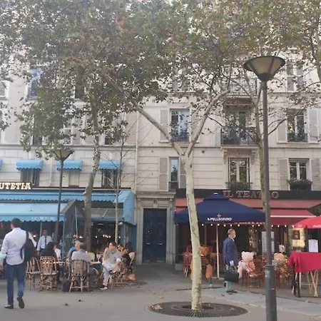Un Cocon Paisible Dans Le Quartier Beaugrenelle