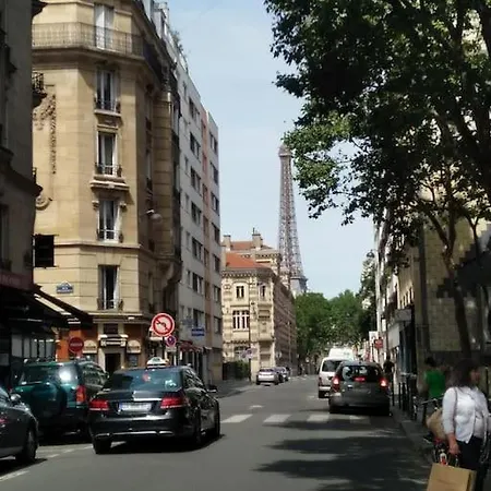 Un Cocon Paisible Dans Le Quartier Beaugrenelle Paris